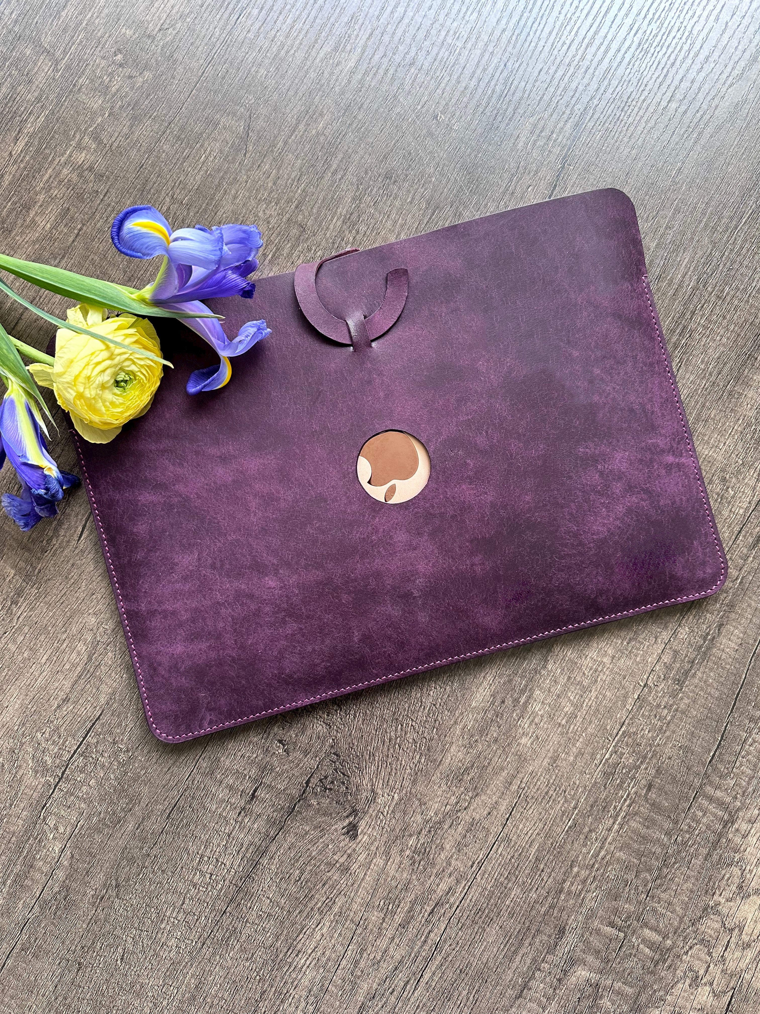 Female laptop case