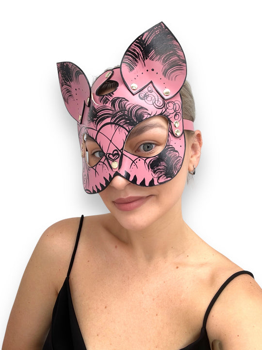 Leather cat mask (pattern)