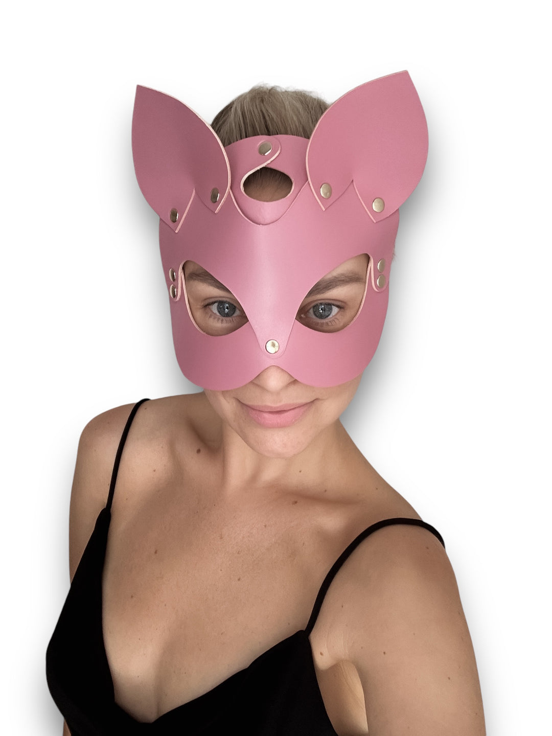 Leather cat mask